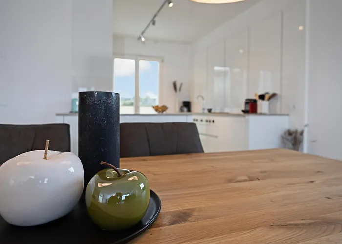 Julia - Regarda Travel Villa Lazise