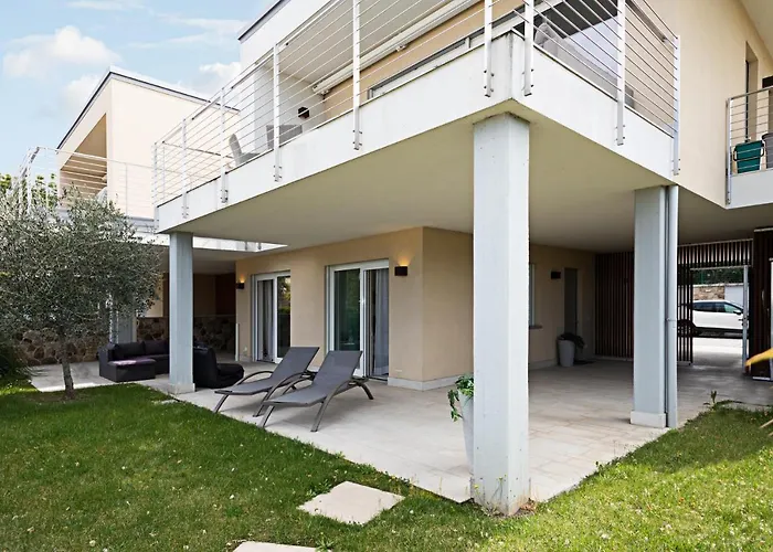 Julia - Regarda Travel Lazise